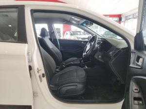 Hyundai i20 1.2 Motion - Image 12