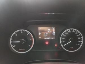 Isuzu D-MAX 1.9 Ddi LS 4X4 automatic S/C - Image 12