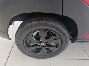 Nissan Magnite Kuro 1.0T CVT - Image 10