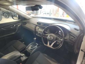 Nissan X Trail 2.5 Acenta Plus 4X4 CVT 7S - Image 8