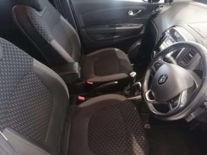 Renault Captur 900T Dynamique 5-Door - Image 11