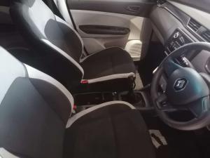 Renault Triber 1.0 Expression / Life - Image 11