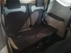 Renault Triber 1.0 Expression / Life - Image 12