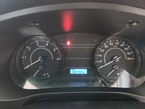 Toyota Hilux 2.4 GD-6 SR 4X4S/C - Image 11