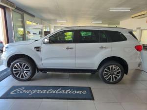 Ford Everest 2.0D BI-TURBO LTD 4X4 automatic - Image 4