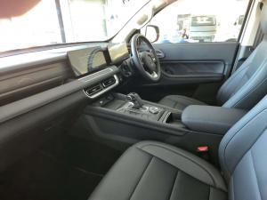 GWM P300 2.4TD LS 4X4 automatic D/C - Image 13