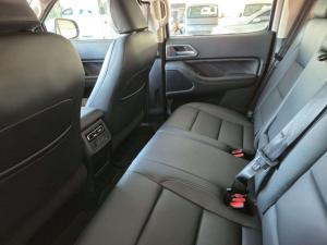 GWM P300 2.4TD LS 4X4 automatic D/C - Image 14