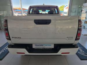 GWM P300 2.4TD LS 4X4 automatic D/C - Image 6