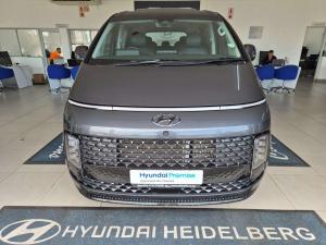 Hyundai Staria 2.2D Luxury automatic - Image 2