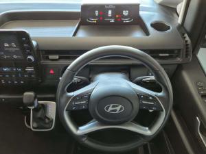 Hyundai Staria 2.2D Executive automatic - Image 19