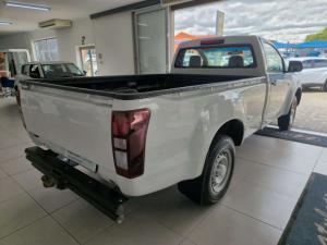 Isuzu D-MAX 250C Fleetside S/C - Image 8