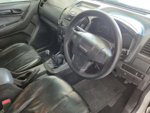 Isuzu KB 250D-TEQ HO HI RiderE/CAB - Image 10