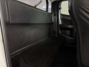 Isuzu KB 250D-TEQ HO HI RiderE/CAB - Image 15