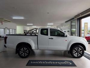 Isuzu KB 250D-TEQ HO HI RiderE/CAB - Image 7