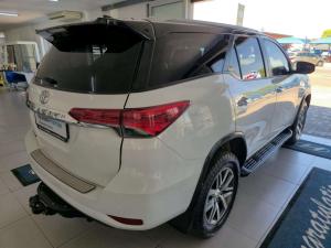 Toyota Fortuner 2.8GD-6 Raised Body automatic - Image 10