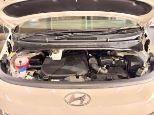 Hyundai Staria 2.2D Executive automatic - Image 9