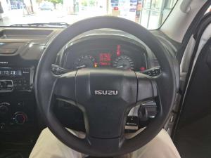 Isuzu D-MAX 250 HO HI-RIDE D/C - Image 11
