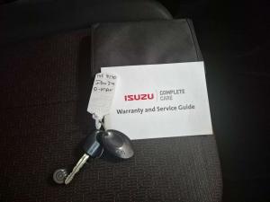 Isuzu D-MAX 250 HO HI-RIDE D/C - Image 13