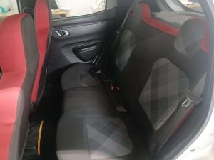 Renault Kwid 1.0 Dynamique / ZEN / Techno 5-Door AMT - Image 12