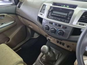 Toyota Fortuner 2.5D-4D RB - Image 17