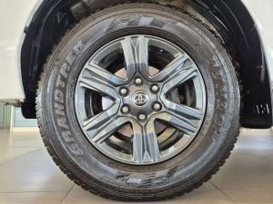 Toyota Hilux 2.4 GD-6 RB Raider automaticE/CAB - Image 10