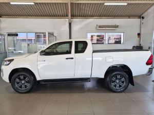 Toyota Hilux 2.4 GD-6 RB Raider automaticE/CAB - Image 3