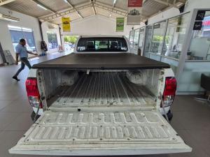 Toyota Hilux 2.4 GD-6 RB Raider automaticE/CAB - Image 5