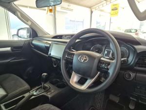Toyota Hilux 2.4 GD-6 RB Raider automaticE/CAB - Image 8
