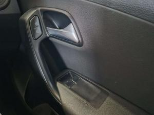 Volkswagen Polo Vivo 1.4 Trendline - Image 17