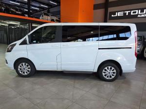 Ford Tourneo Custom LTD 2.2TDCiSWB - Image 4