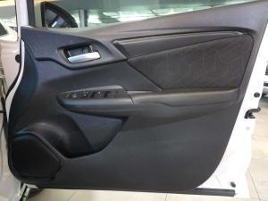 Honda WR-V 1.2 Comfort - Image 17