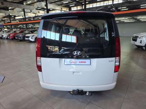 Hyundai Staria 2.2D Executive automatic - Image 7
