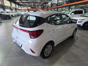 Hyundai Grand i10 1.0 MOTION/PREMIUM - Image 6