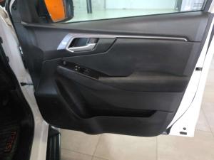 Isuzu D-MAX 1.9 Ddi HR LS automatic E-CAB - Image 18