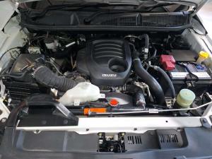 Isuzu D-MAX 1.9 Ddi HR L 4X4 S/C - Image 15
