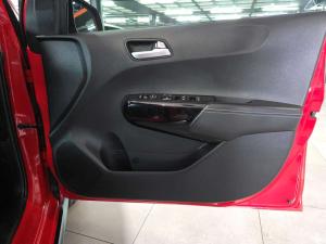 Kia Picanto 1.2 X-LINE - Image 12