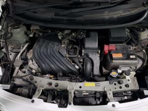 Nissan Almera 1.5 Acenta automatic - Image 14