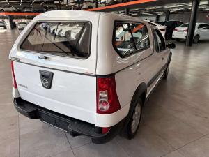 Nissan NP200 1.6 SES/C - Image 9