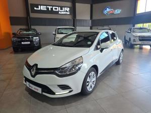 Renault Clio IV 900T Authentique 5-Door - Image 1