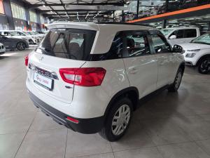 Suzuki Vitara Brezza 1.5 GL automatic - Image 6