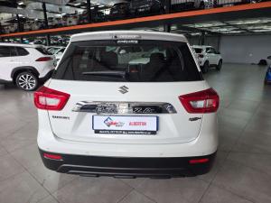 Suzuki Vitara Brezza 1.5 GL automatic - Image 7