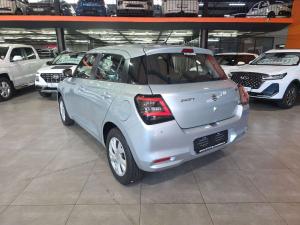 Suzuki Swift 1.2 GL+ CVT - Image 8