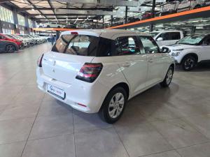 Suzuki Swift 1.2 GL+ CVT - Image 6