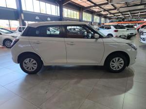 Suzuki Swift 1.2 GL - Image 5