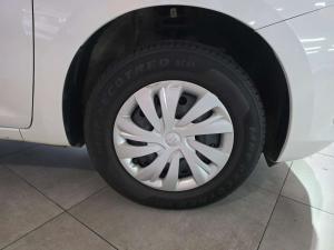 Suzuki Swift 1.2 GL - Image 9