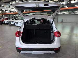 Toyota Urban Cruiser 1.5XR automatic - Image 8