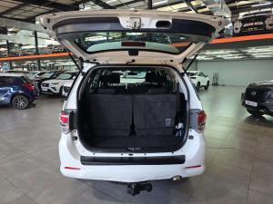 Toyota Fortuner 2.5D-4D RB automatic - Image 9