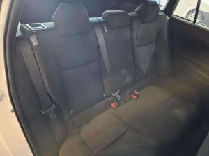 Toyota Corolla Cross 1.8 XI - Image 13