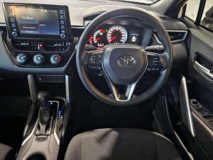 Toyota Corolla Cross 1.8 XI - Image 15