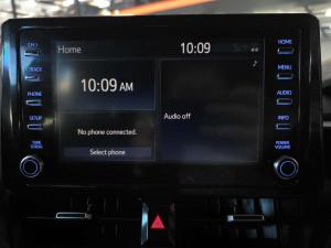 Toyota Corolla Cross 1.8 XI - Image 16